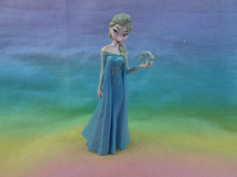 Disney Frozen Elsa the Snow Queen PVC Figure with Snowflake - £6.21 GBP
