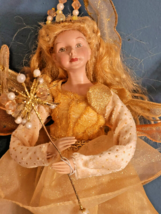 Posable Fairy Elf Pixie With Glitter Winged Doll Figure Gold Outfit - £22.17 GBP