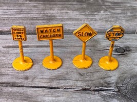 Vtg Lot 4 Tootsietoy Tootsie Traffic Roadway Street Or Highway Signs Dk Yellow - $24.70