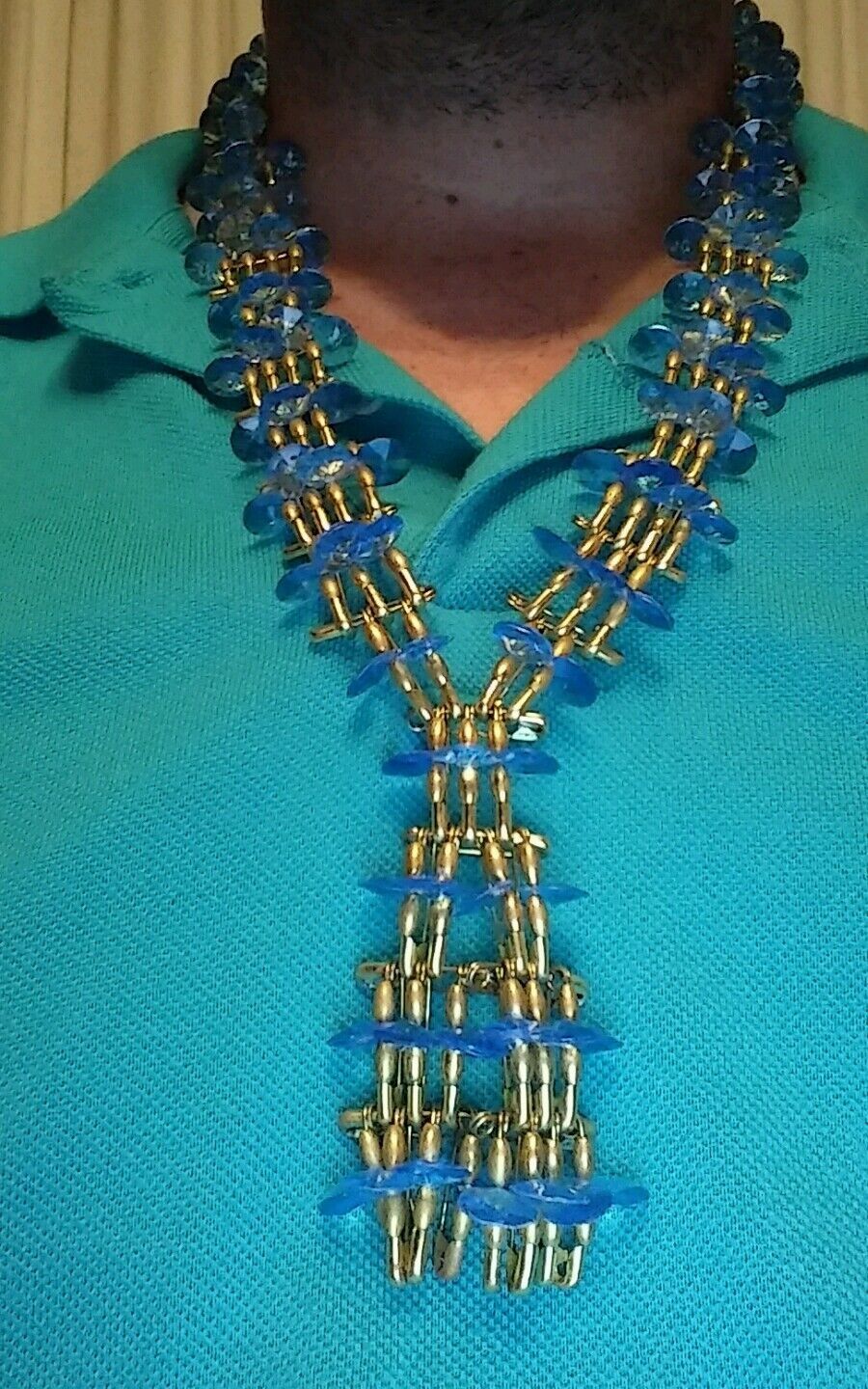 009 Neat VINTAGE ESTATE GOLD TONE SAFETY PIN NECKLACE!!!  Blue Beads - $9.99