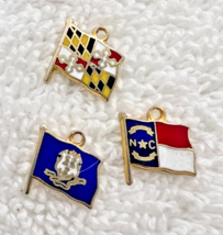 3 Tiny Vintage State Flag Charms Enamel Maryland Connecticut North Caroline - $16.34