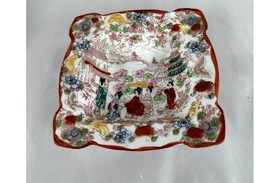 Japanese Antique China Square Rice Bowl Geisha Floral Structures 1921-1941  - £17.52 GBP