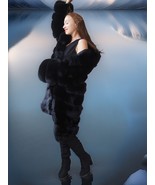 Vulpine Noire – Black Fox Coat with a Shawl Collar S Fast Ship - $13,862.54 MXN