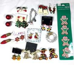 CHRISTMAS JEWELRY LOT 15 Pc Button Covers Bracelet Pendant Earrings HOLIDAY - £13.29 GBP