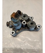 Paccar MX-13 EPA13 diesel engine fuel diverter bracket 1889326 OEM - $1,877.53 MXN