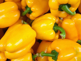 Golden Cal Wonder Bell Pepper Seeds 50+ Yellow Sweet Vegetable  - £3.05 GBP
