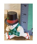 Vintage Hallmark Christmas Ornament Snowman in Mistletoe Top Hat With Re... - $7.17
