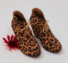 Bella Mare Leopard Suede Women&#39;s Ankle Boot Wedges US 8 - £23.71 GBP