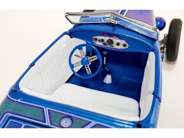 1932 Ford Roadster Hot Rod Blue Metallic with Flames and White Interior Limited - £133.17 GBP