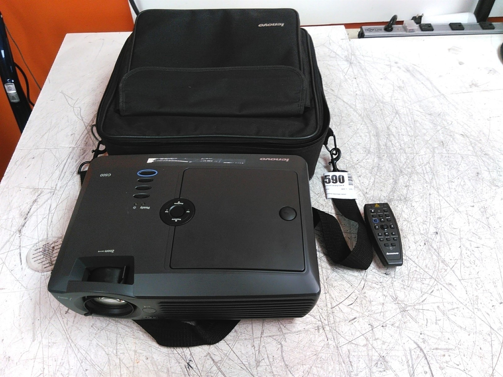 Dim Image Lenovo C500 VGA DLP Projector 362 Lamp Hours &amp; Remote AS-IS - $58.66