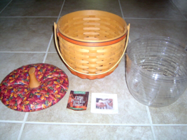 Longaberger Large Fall Pumpkin Basket with Lid and Plastic Insert 1997 - $22.99