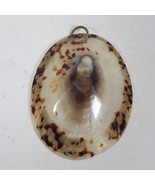 Vintage Shell Pendant 1.75 Inch Long For Crafting Iridescent w/ Face Image - €19,29 EUR