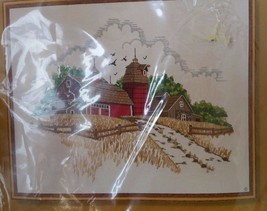Sunset Stitchery Country Barn Embroidery Kit Vintage 1977 #2481 Barbara Jennings - $20.00