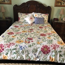 8 Piece Set Home Accents Queen Marley Comforter Bed in a Bag Reversible EUC - $65.41