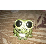 ceramic frog bank vintage with big eyes - $17.00