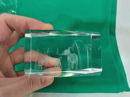 Vintage Elephants Africa Nature scene babies Acrylic Lucite Paperweight ... - £15.73 GBP