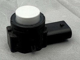 OEM GM PDC Ultrasonic Bumper Parking Assist Sensor 84575161 Summit Olymp... - $44.54