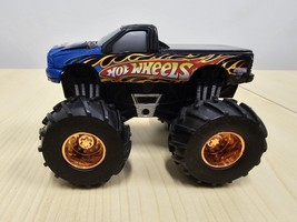 2001 Hot Wheels Monster Truck Beat That! Monster Jam Toy Pickup Blue Flames - $11.99