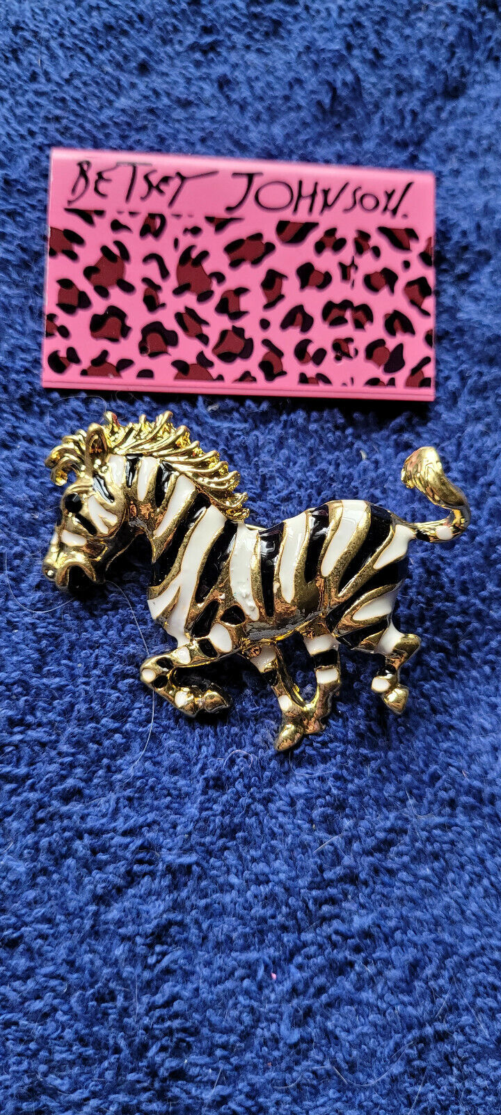 New Betsey Johnson Brooch Lapel Pin Zebra Metal Africa Collectible Decorative - £11.98 GBP