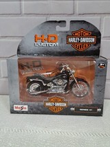 Maisto Harley-Davidson H-D Custom Series 41 1984 FXST Softail 1:18 Motor... - $13.29