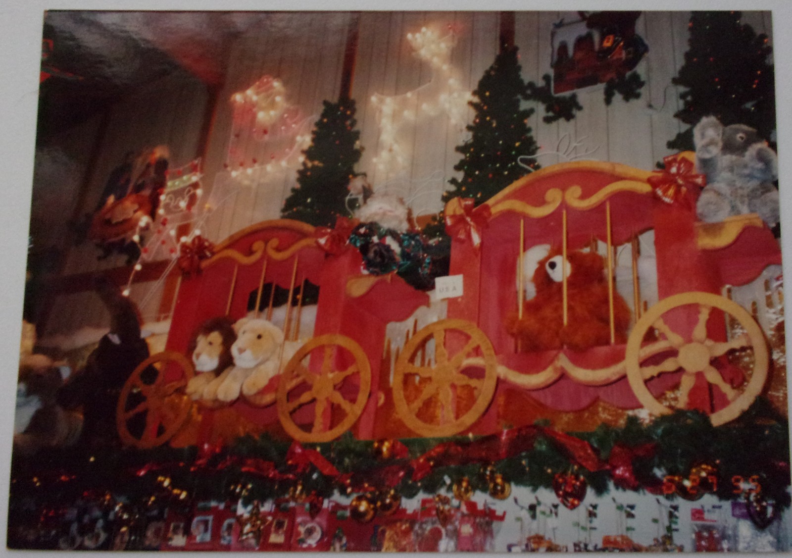 Vintage Bronners Christmas Circus Display  Frankenmuth Michigan 1995 - $1.99