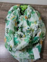 Women&#39;s St. Patrick&#39;s Day Lucky Clover Sheer Infinity Loop Scarf - €12,64 EUR