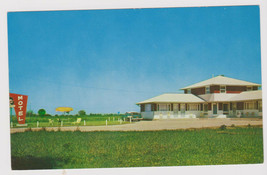 1960&#39;s Postcard CLOVER LEAF MOTEL, JESUP, IA Unposted - £2.33 GBP