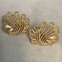 Crown Trifari Brushed Wire Gold Tone Clip On Earrings ***Free Shipping*** - £17.74 GBP