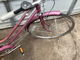1007 Bay pointe Ladies Bicycle Vintage - $74.25