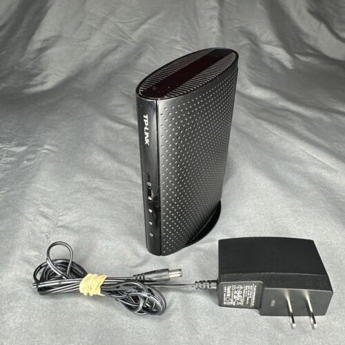 DOCSIS 3.0 cable TP-link modem Model: TC-7610 - $9.50