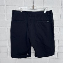 Volcom Shorts Mens 38 Black Logo Button Logo At Knee Skate Surf - £13.03 GBP