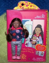 Our Generation Read &amp; Play Set Mini 6&quot; Doll Keisha with Storybook - £11.54 GBP