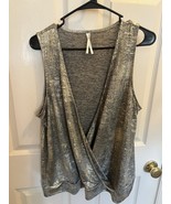 Anthropologie Akemi + Kin Gold Metallic Sleeveless Blouse size XL - $27.06 CAD