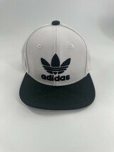 Adidas Snapback Hat Men&#39;s Tan / Black Two Tone Adjustable Cotton - $9.50