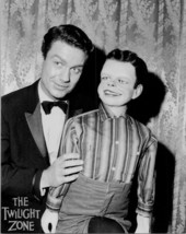 The Twilight Zone 1980&#39;s 8x10 publicity photo Cliff Robertson with dummy - £9.43 GBP