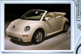 KEY CHAIN BEIGE &amp; TOP VW NEW BEETLE CONVERTIBLE KEYTAG - $19.98