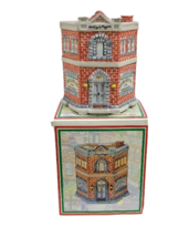 Helig &amp; Meyers Furniture Home Town America Ceramic Christmas Village 199... - $8.81