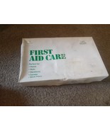 Vintage Deadstock LOT 1980s 80&#39;s First Aid Care Kit Curity Band aid Band... - $767.11 MXN