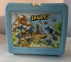 Vintage 80s The Smurfs Plastic Blue Lunch box - $17.00