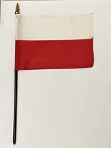 New Poland Mini Desk Flag - Black Wood Stick Gold Top 4” X 6” - $6.82 CAD