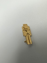 Vintage GOld DAYSTAR DAY STAR Religious Cross Lapel Pin 2.4cm  BB2 - €6,87 EUR
