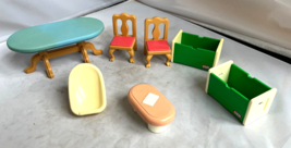 Vtg Little Tikes Doll House Furniture Mansion Dining room table chairs toy chest - £27.20 GBP