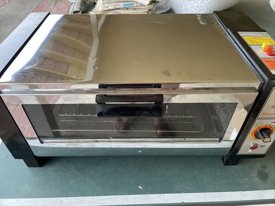 Toastmaster tabletop overn  Vintage Chrome Toaster Oven Tested And Working - $88.11