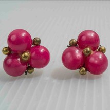 1950's Earrings Costume Jewelry Beaded Cluster Clip On Back Fashion - $14.84