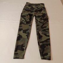 Old Navy Women's Active Leggings S Green Camo High Rise Go-Dry Powersoft (22×24) image 2