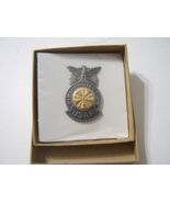 USAF FIRE CHIEF BADGE OBSOLETE MINI SIZE BADGE NEW IN GI BOX - $26.21 CAD
