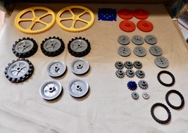 K&#39;NEX Building Toys Bulk Lot Parts 35pc Wheels &amp; Gears Knex 238K - $19.49