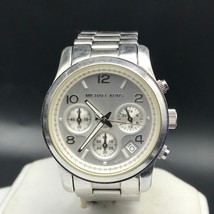 Michael Kors Runway Women&#39;s Silver Midsized Chronograph Watch Date MK5076 - £118.43 GBP