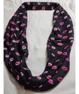 Infinity kisses scarf - $14.85