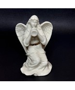 Lenox Inspirational Collection Kneeling Angel with Horn Porcelain - $369.07 MXN